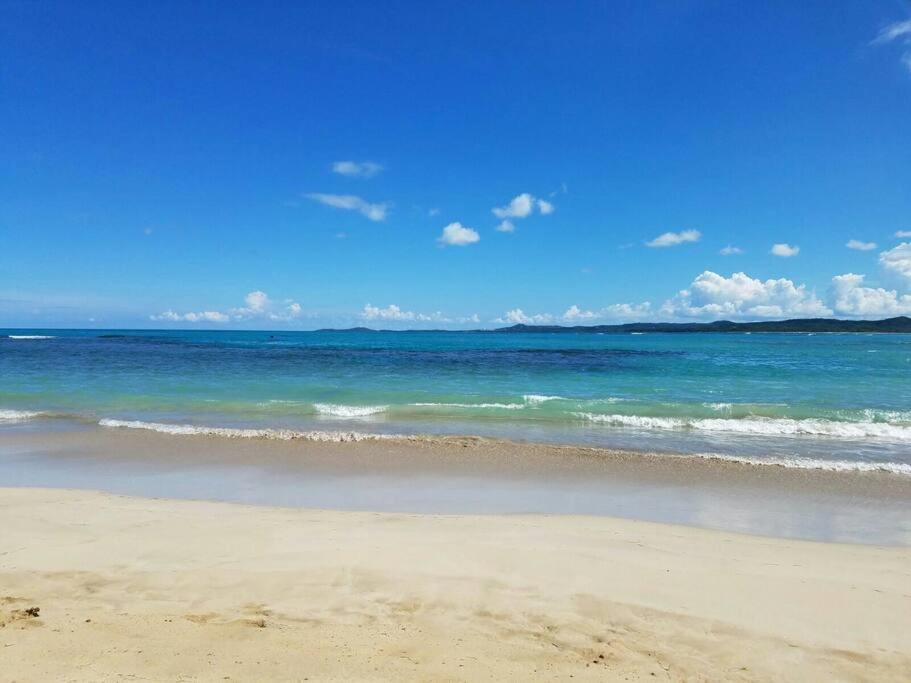 1St Floor, A/C Everywhere, Balcony With Beach View In Luquillo Zewnętrze zdjęcie